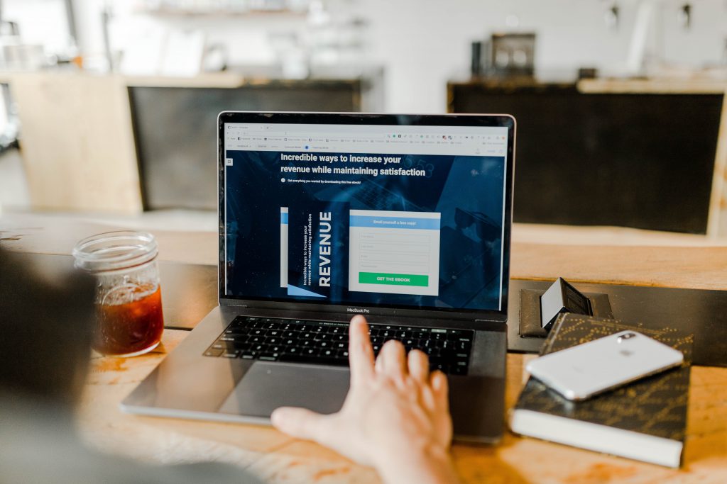 revenue-growth-onscreen-laptop